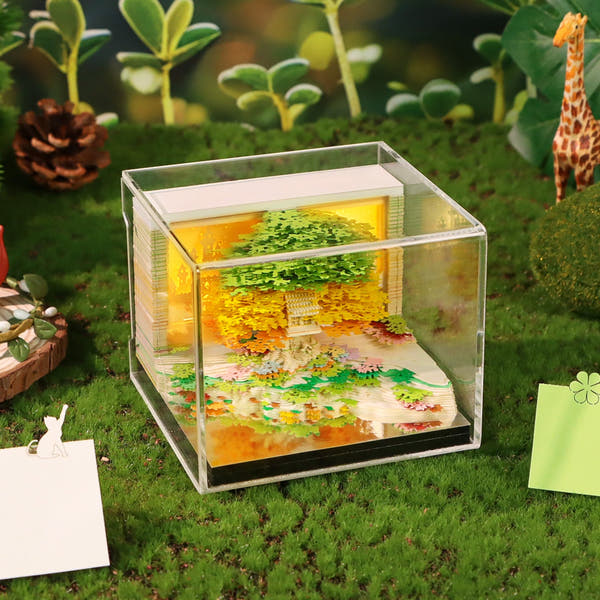 Green Tree House(With Light & Calendar 2026)